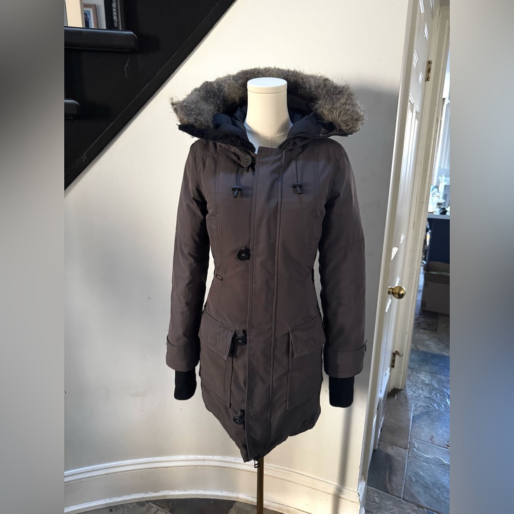 Aritzia TNA Bancroft Parka XS